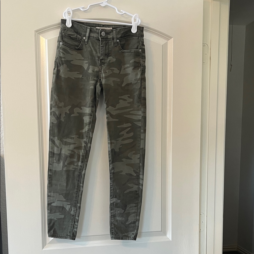 Levis 711 Skinny